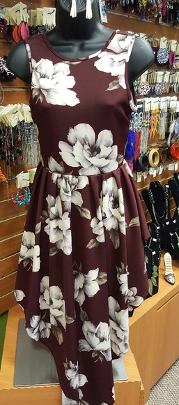 Tops - Ladies Beautiful Maroon  Flower Top